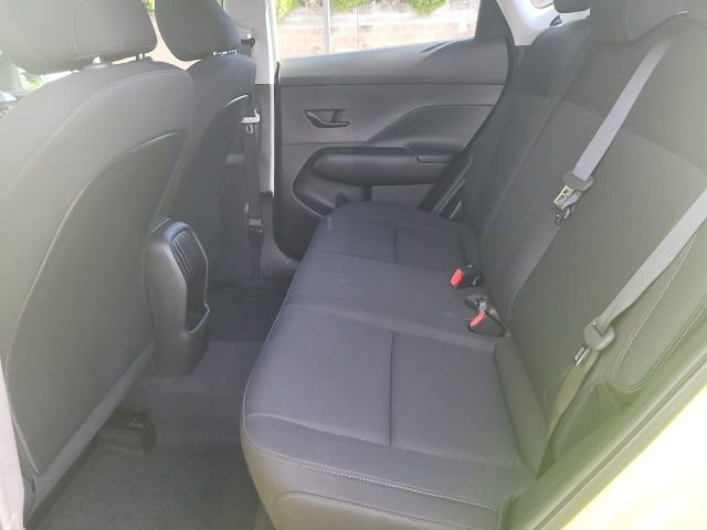 New 2026 Hyundai Kona SE image 12