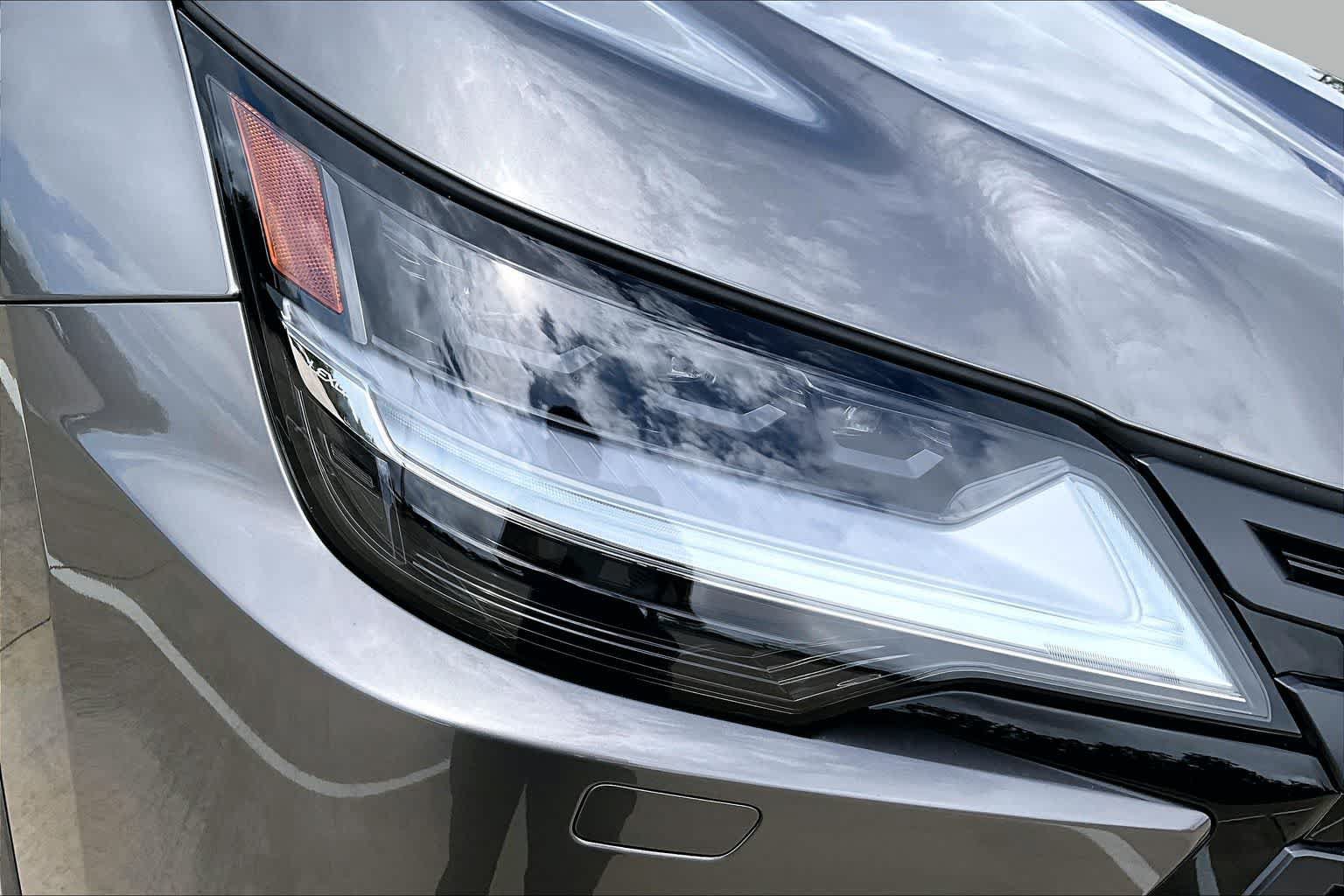New 2026 Lexus LX 700h Luxury w/ Appearance Package AWD/4WD image 13