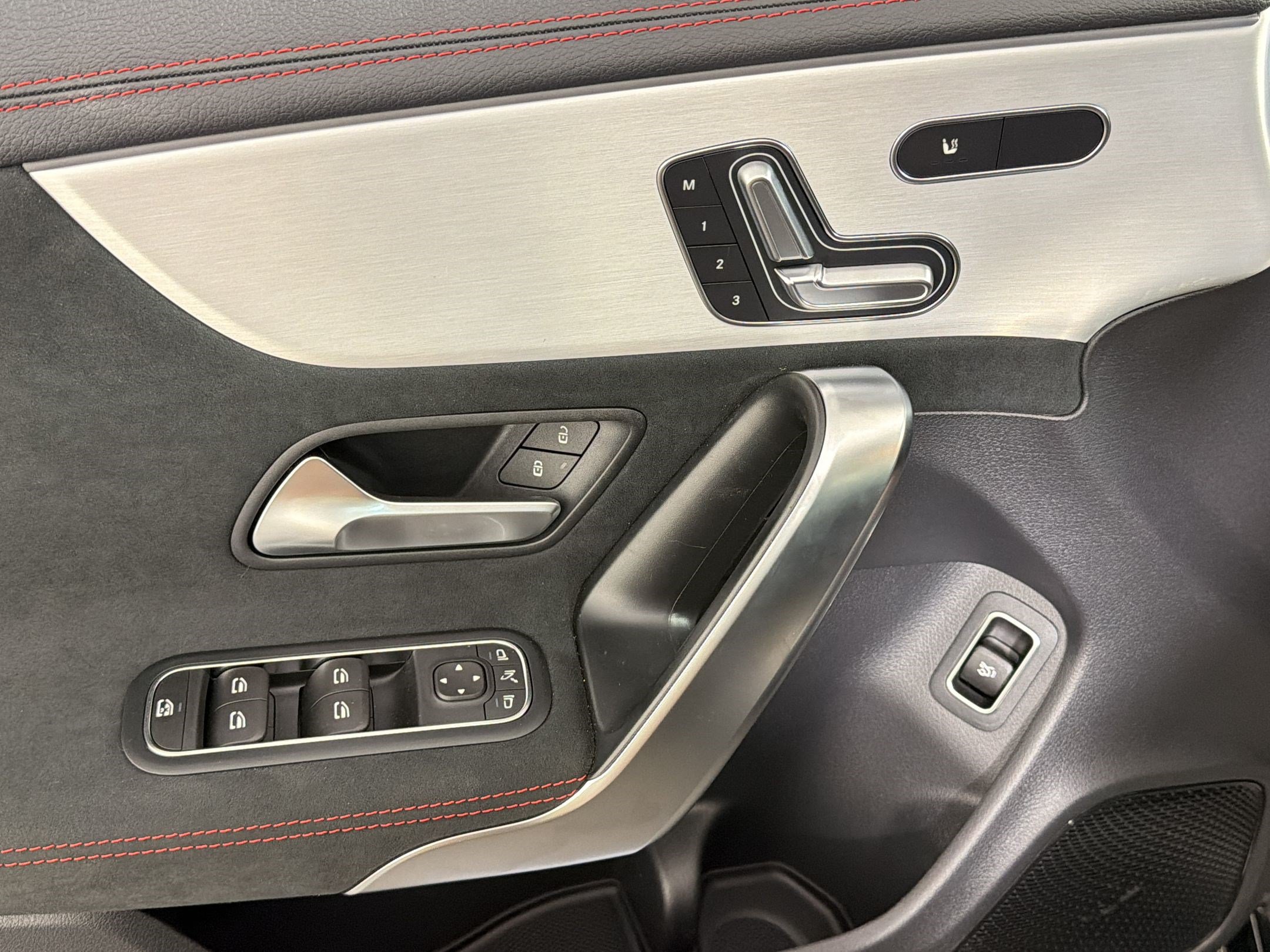 New 2026 Mercedes-Benz CLA 250 4MATIC image 22