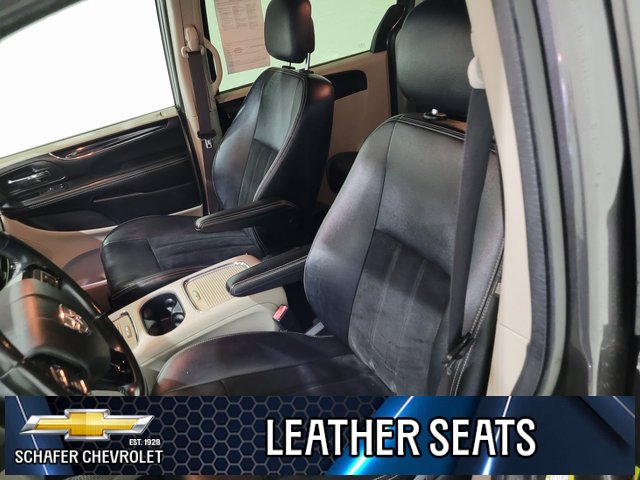 Used 2018 Dodge Grand Caravan SXT image 6