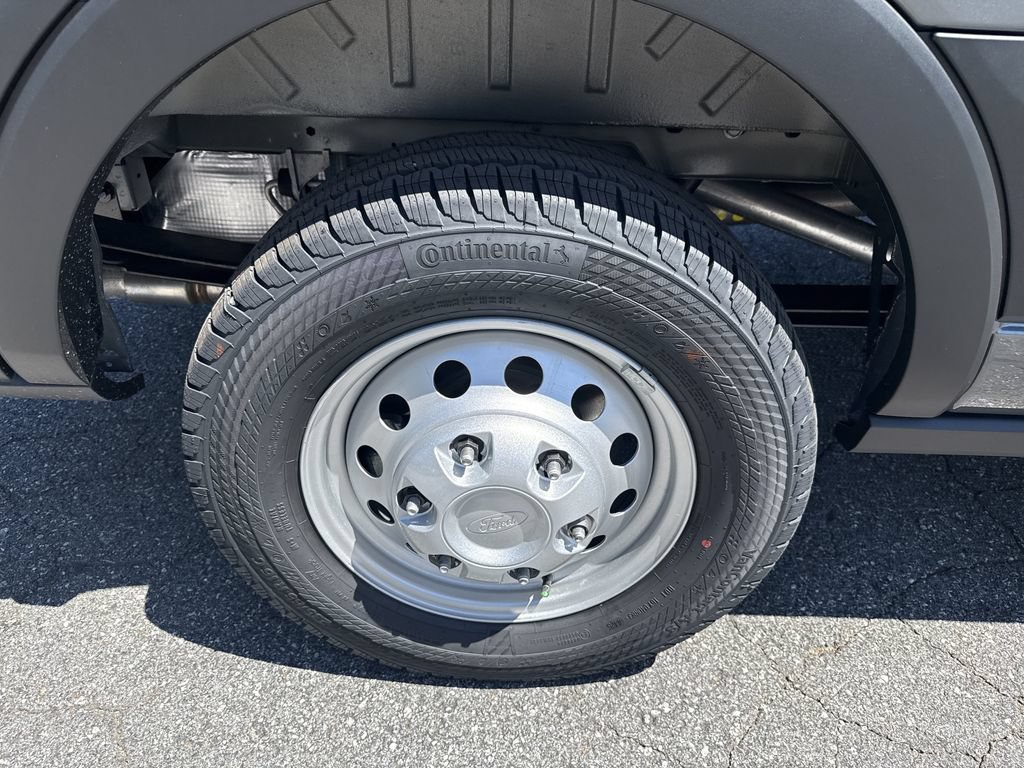 New 2026 Ford Transit 250 148 High Roof RWD image 16