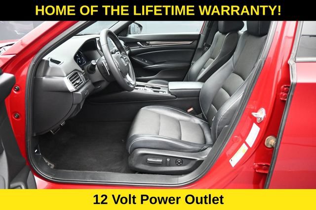 Used 2018 Honda Accord Sport image 14