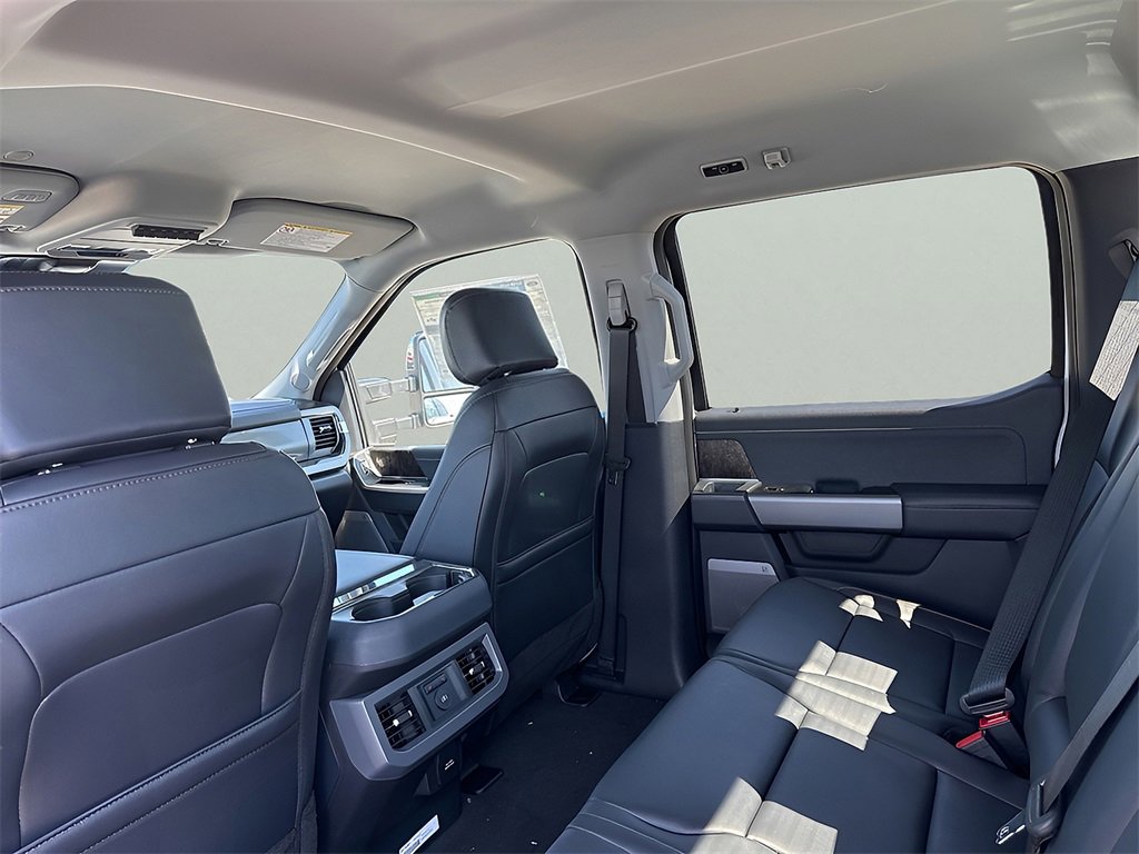New 2025 Ford F350 Lariat w/ Chrome Package image 11
