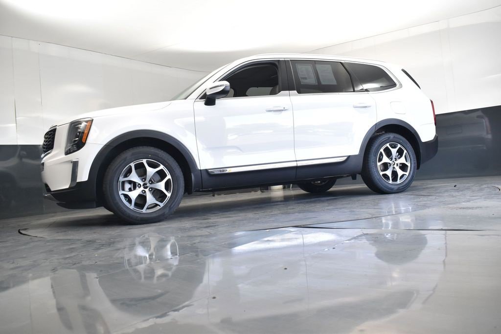 Used 2022 Kia Telluride EX image 23