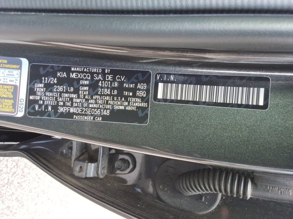 Used 2025 Kia K4 GT-Line FWD image 37