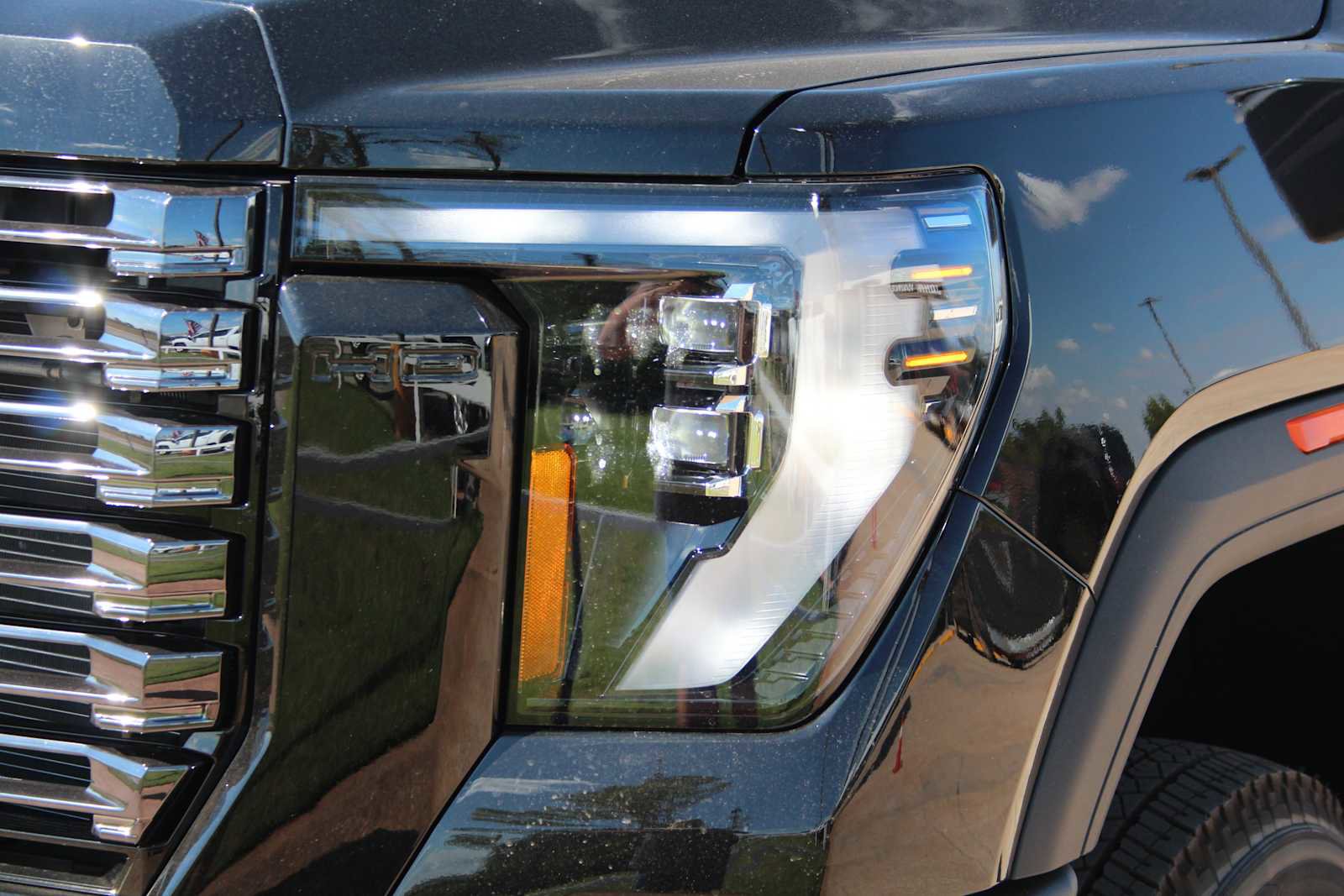 New 2026 GMC Sierra 3500 Denali Ultimate image 4