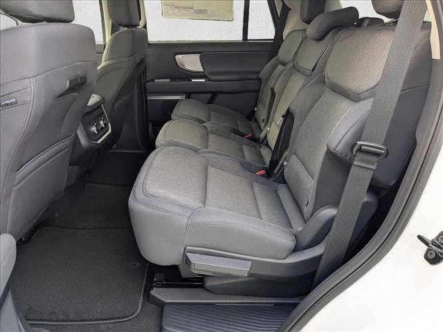 New 2026 Ford Expedition Active image 14