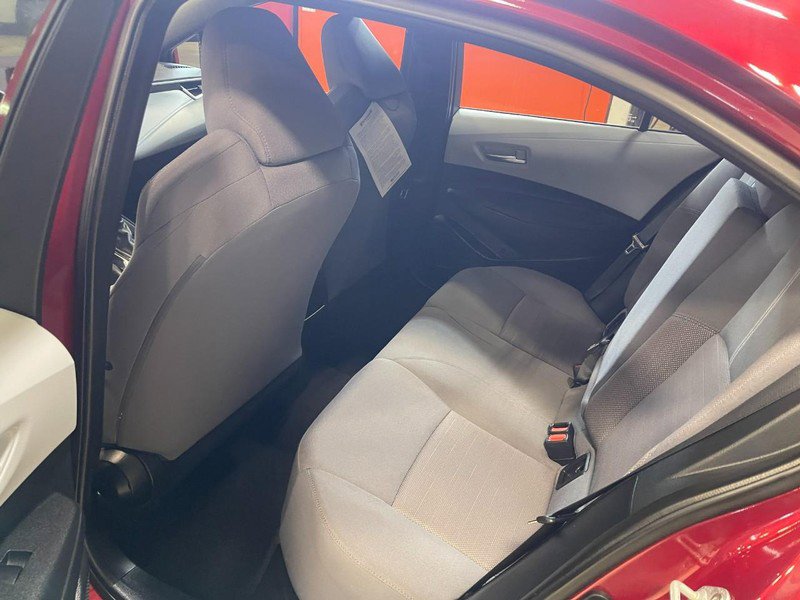 Used 2022 Toyota Corolla SE image 16
