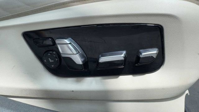 Used 2018 BMW 640i Gran Turismo xDrive image 13