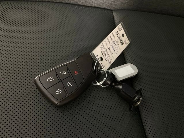 New 2026 GMC Terrain AT4 w/ Convenience Package III image 47