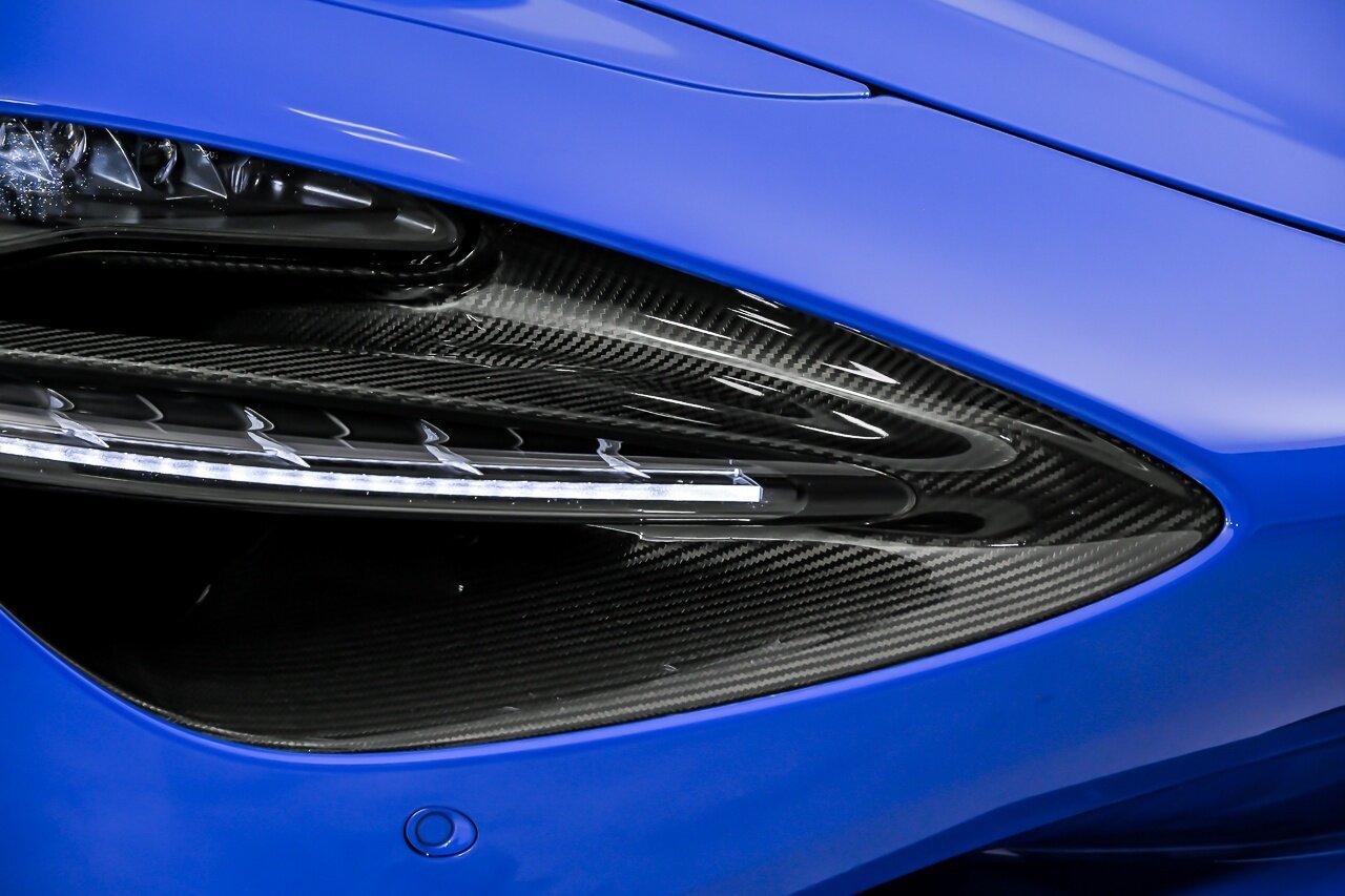 Used 2024 McLaren 750S Spider RWD image 5