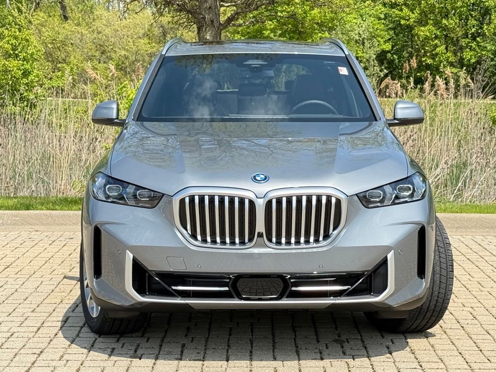 Used 2026 BMW X5 xDrive50e w/ Climate Comfort Package video 4