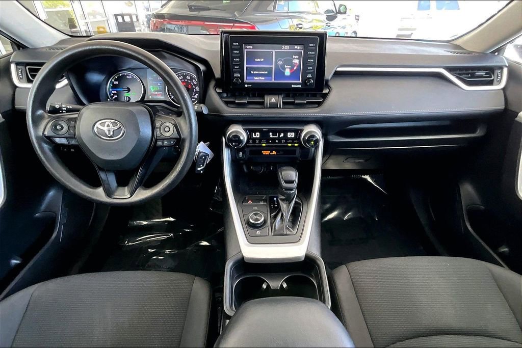 Used 2020 Toyota RAV4 LE w/ All Weather Liner Package image 7