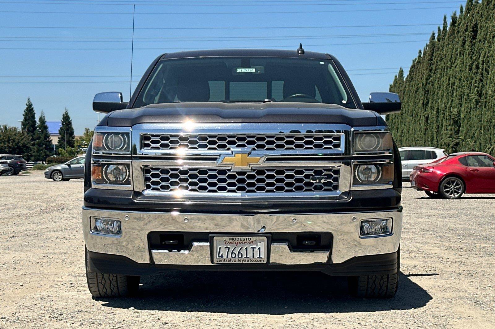 Used 2015 Chevrolet Silverado 1500 LTZ w/ LTZ Plus Package AWD/4WD image 9