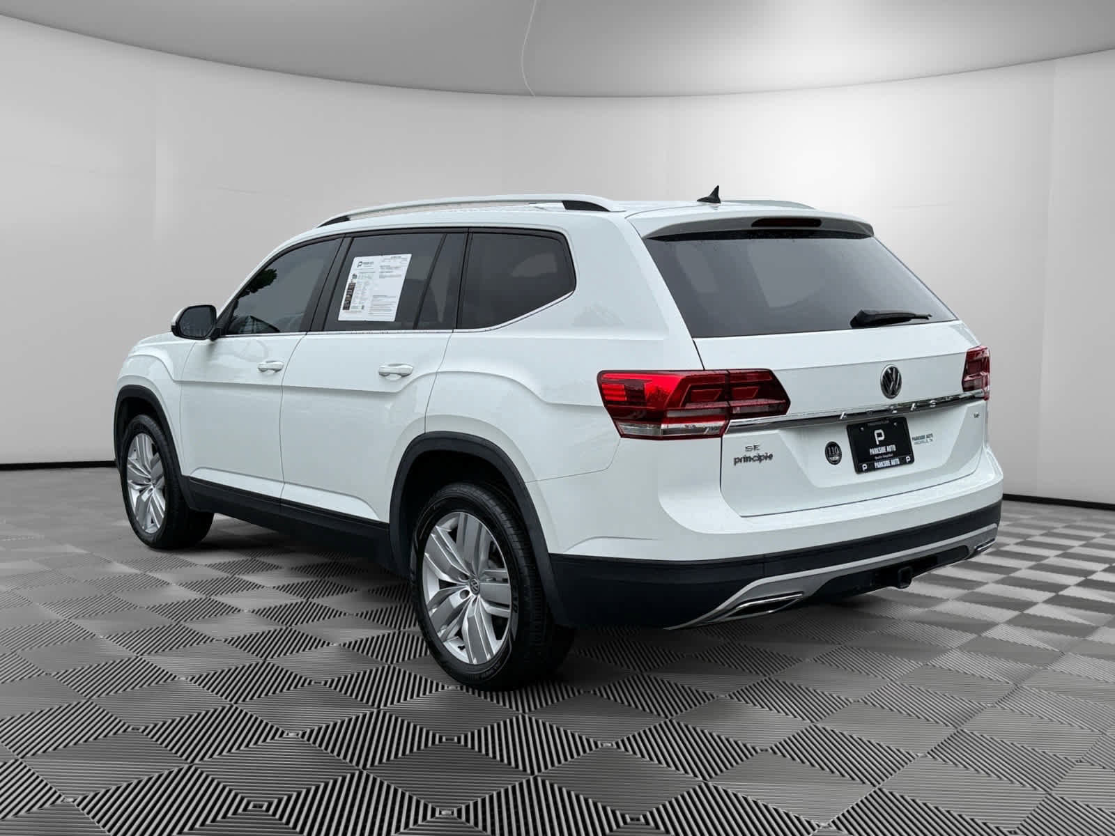 Used 2019 Volkswagen Atlas SE FWD image 3