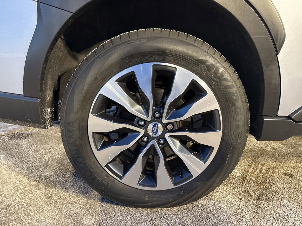 Used 2023 Subaru Outback Limited image 11