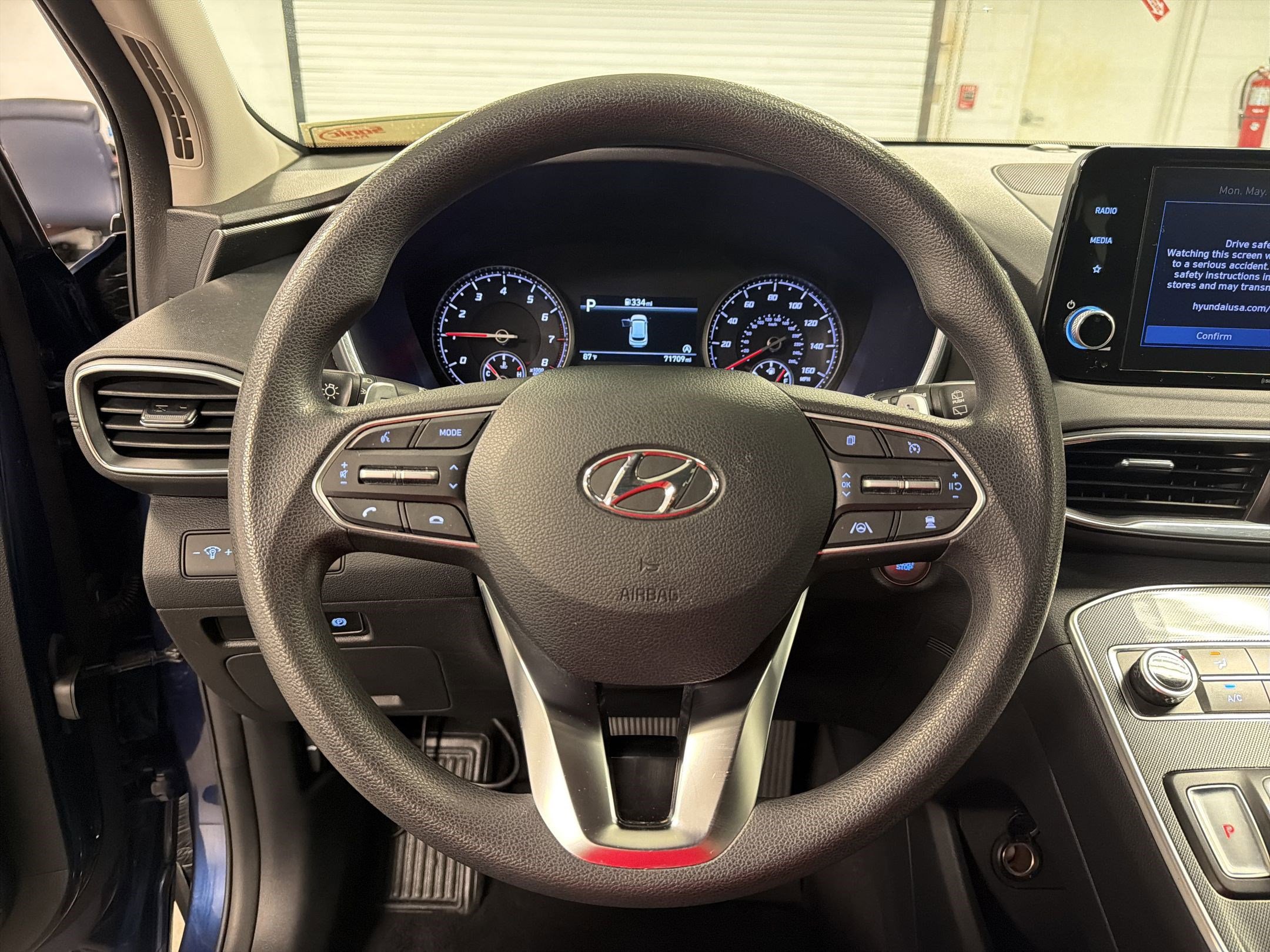 Used 2022 Hyundai Santa Fe SEL FWD image 16
