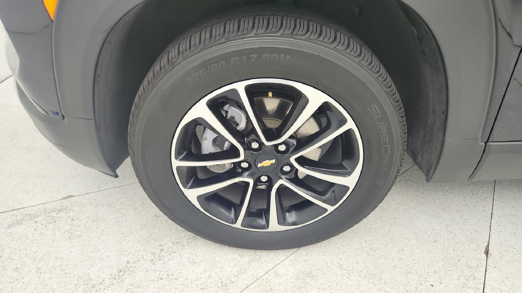 Certified 2025 Chevrolet TrailBlazer LT AWD/4WD image 25