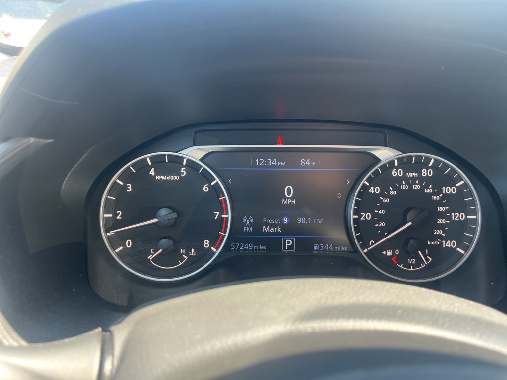 Used 2024 Nissan Altima 2.5 SV image 9