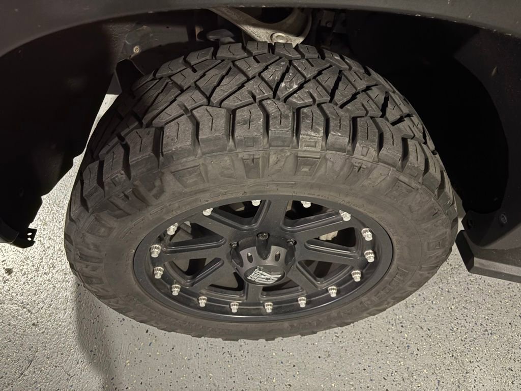 Used 2019 Chevrolet Silverado 1500 LT w/ All-Star Edition AWD/4WD image 9