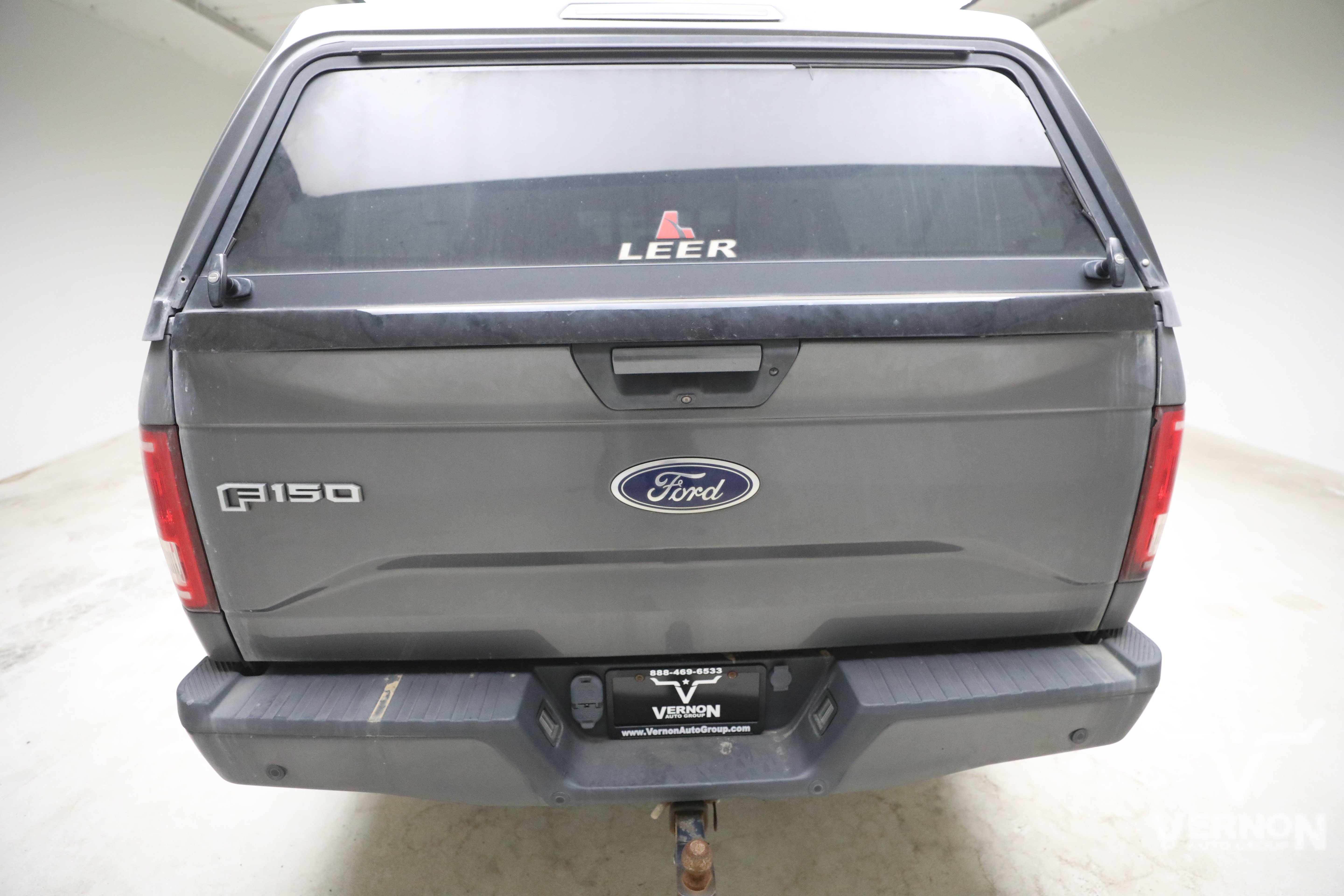 Used 2016 Ford F150 XLT w/ Equipment Group 302A Luxury AWD/4WD image 3