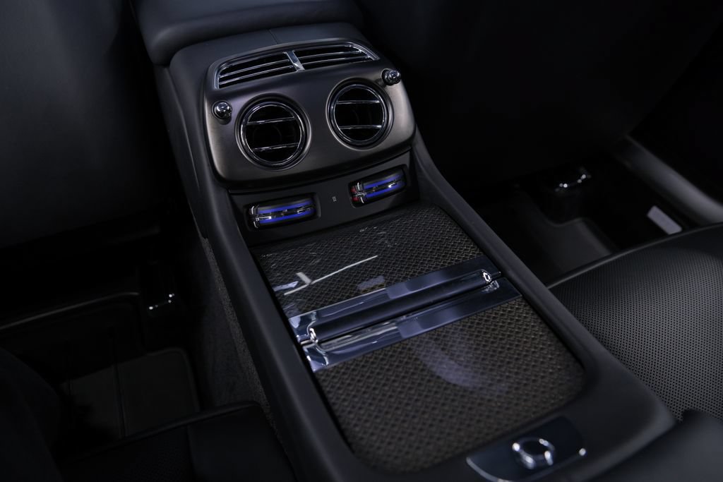 Used 2020 Rolls-Royce Wraith RWD image 52