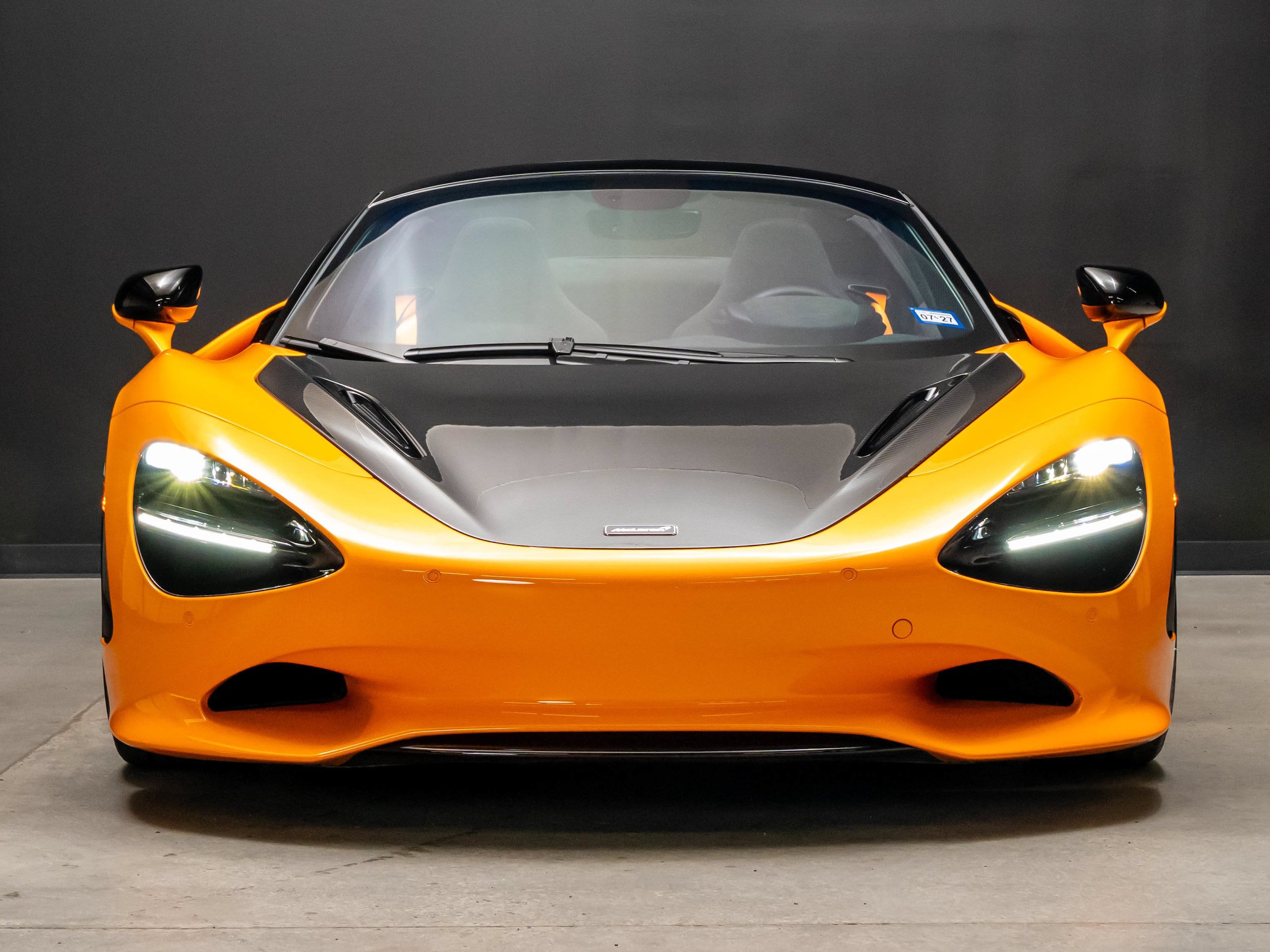 Used 2025 McLaren 750S Spider RWD image 10