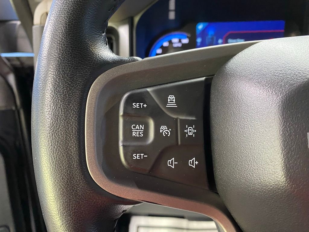 Used 2023 Ford Bronco Wildtrak image 19