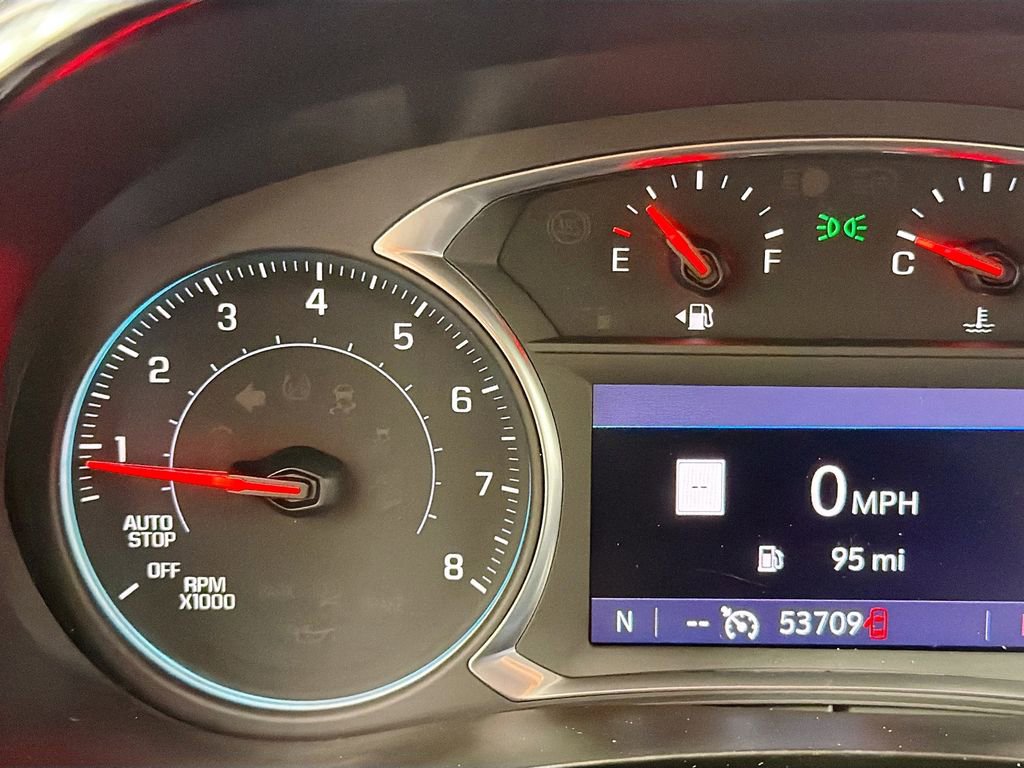 Used 2020 Chevrolet Traverse RS image 13