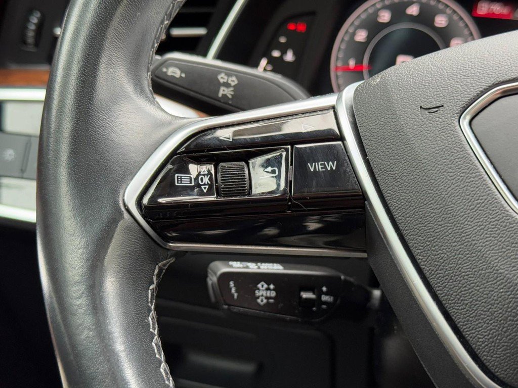 Used 2023 Audi A6 Premium Plus image 17