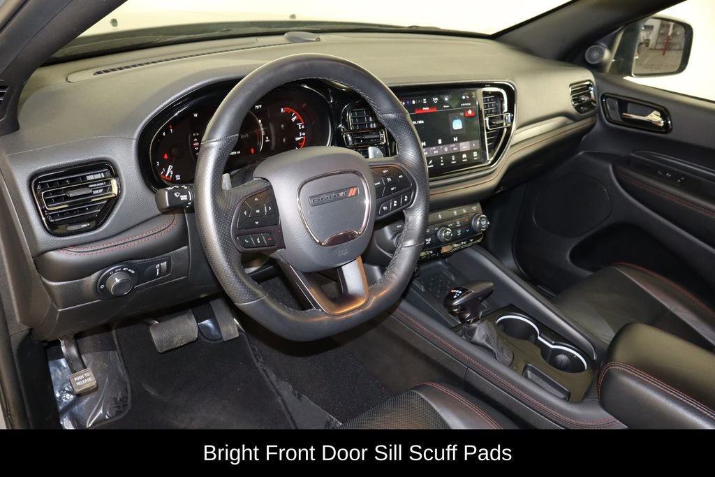 Used 2025 Dodge Durango GT image 29