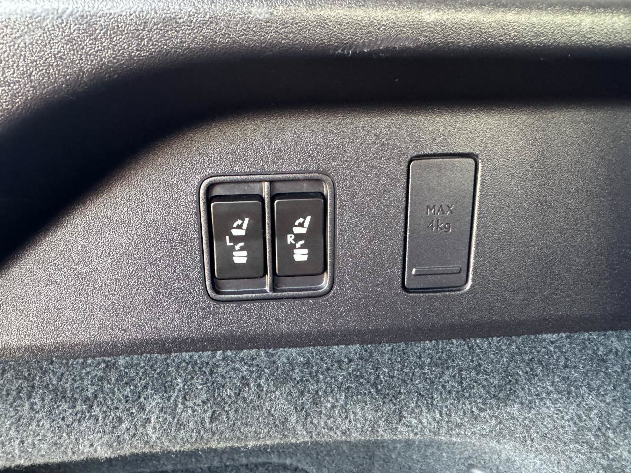 Used 2018 Lexus RX 350L FWD image 13