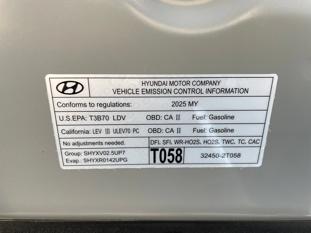 Used 2025 Genesis GV70 2.5T AWD/4WD image 35