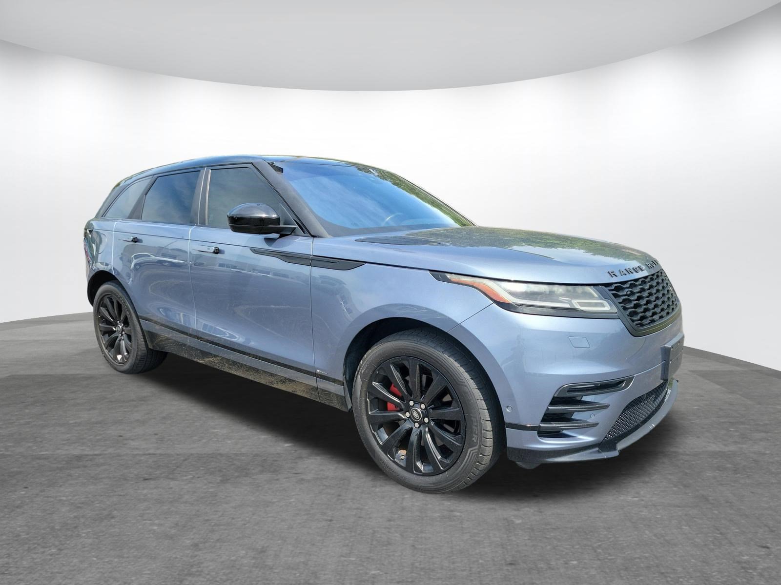 Used 2019 Land Rover Range Rover Velar R-Dynamic SE image 20