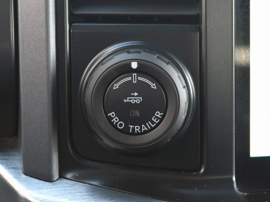 Used 2023 Ford F150 Lariat image 25