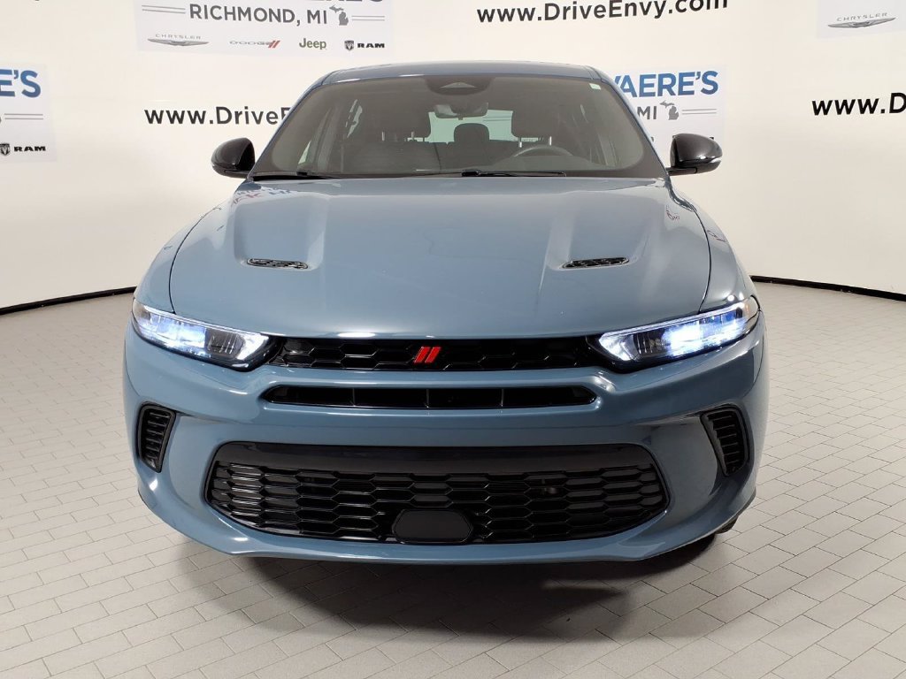 Used 2023 Dodge Hornet GT w/ GT Blacktop Package AWD/4WD image 2