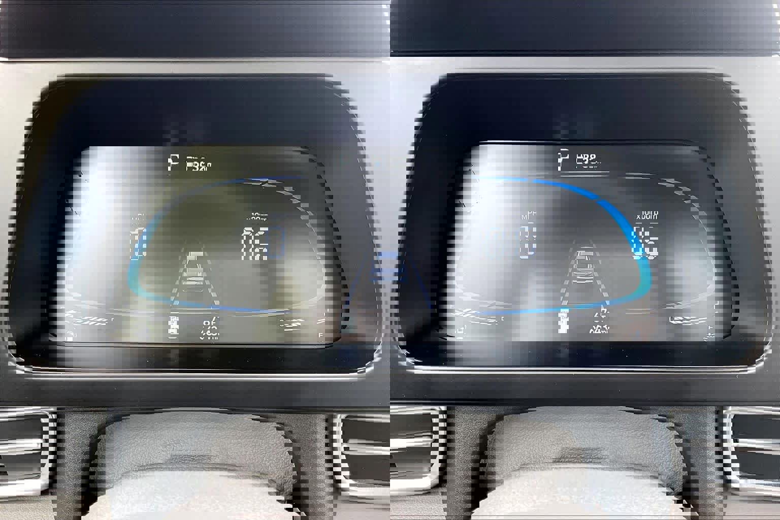 Certified 2025 Hyundai Elantra Sport image 24