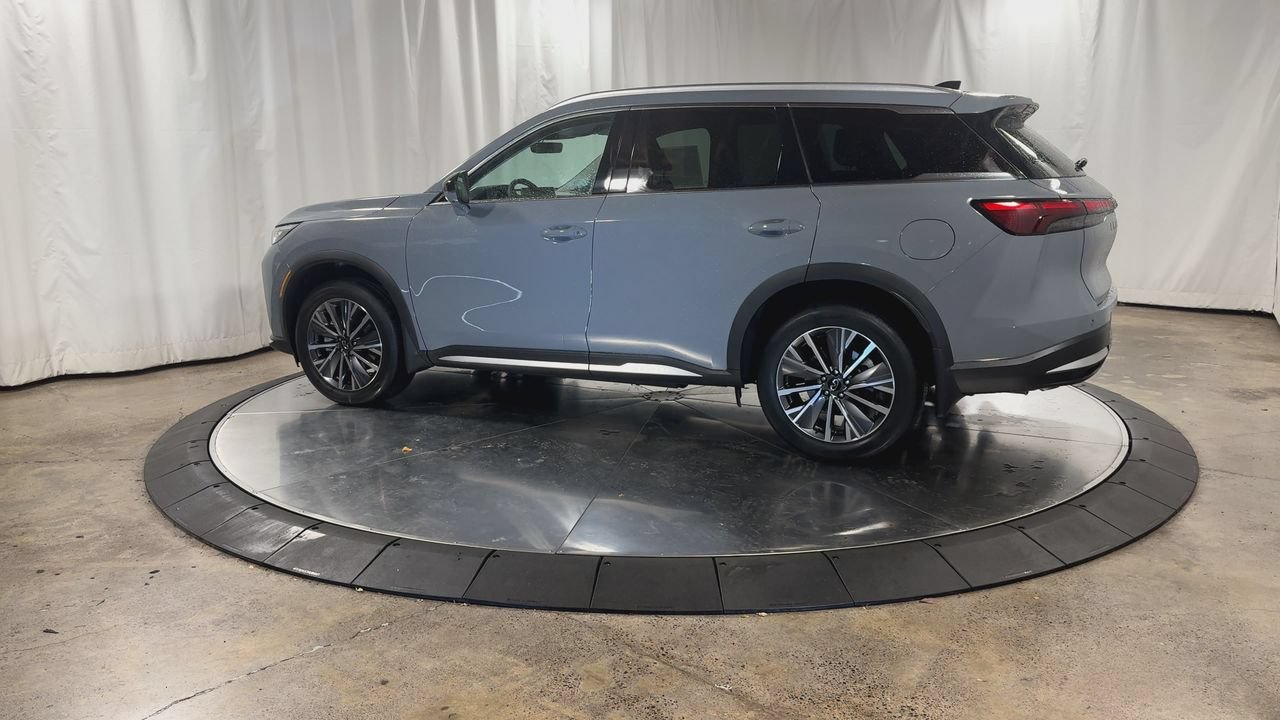 Certified 2026 INFINITI QX60 Luxe w/ Cargo Package AWD/4WD image 11