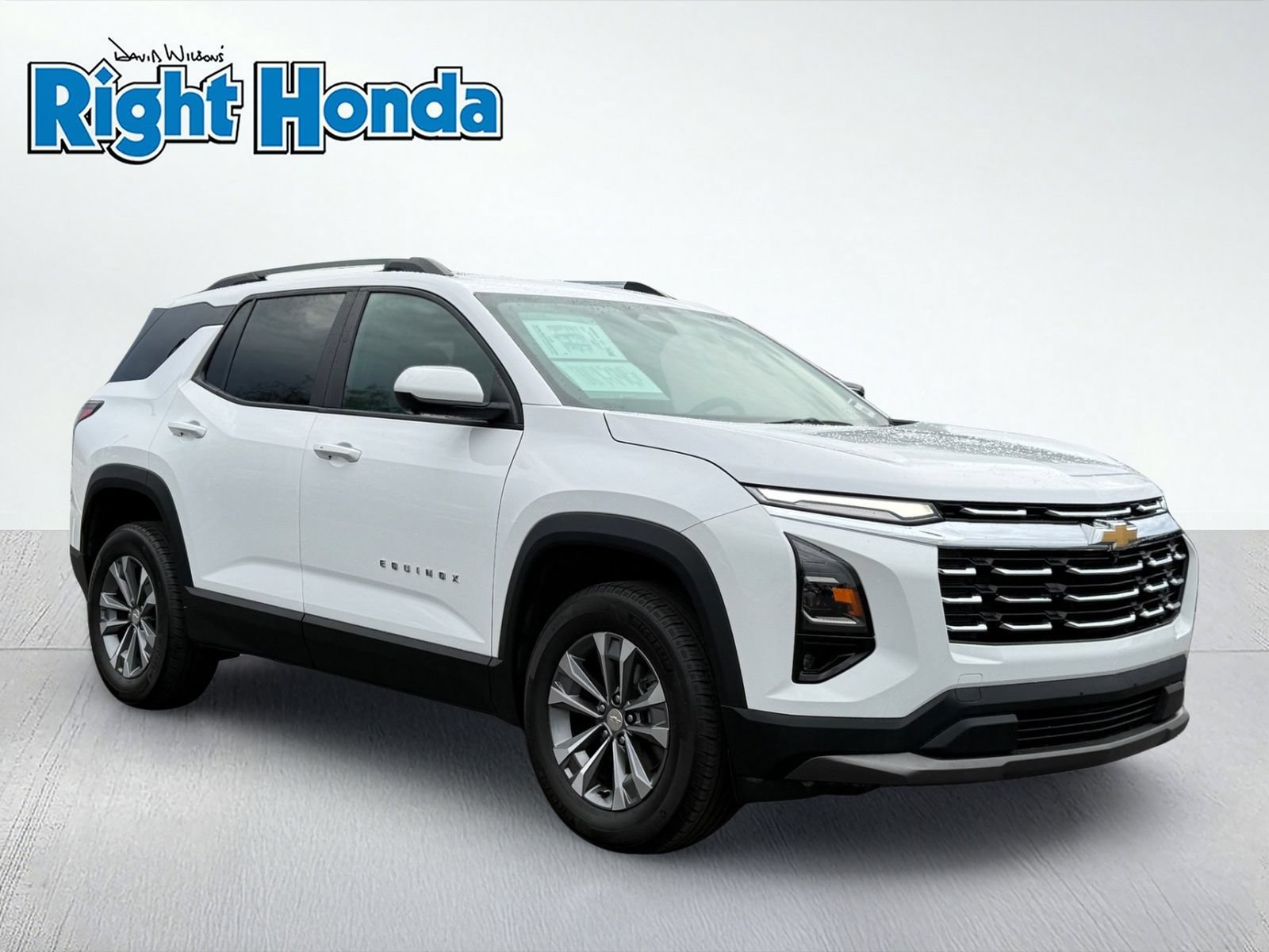 Used 2025 Chevrolet Equinox LT w/ Convenience Package II AWD/4WD image 10