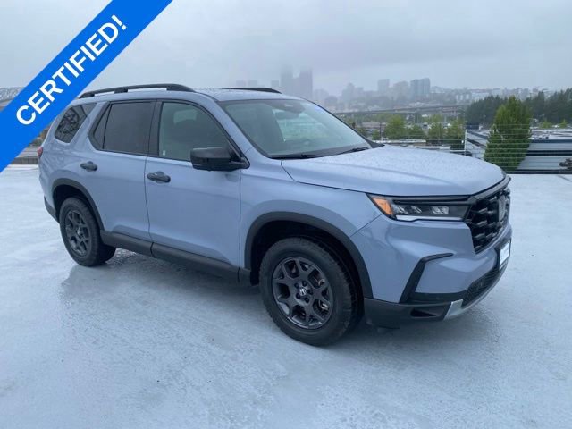 Certified 2023 Honda Pilot TrailSport image 1
