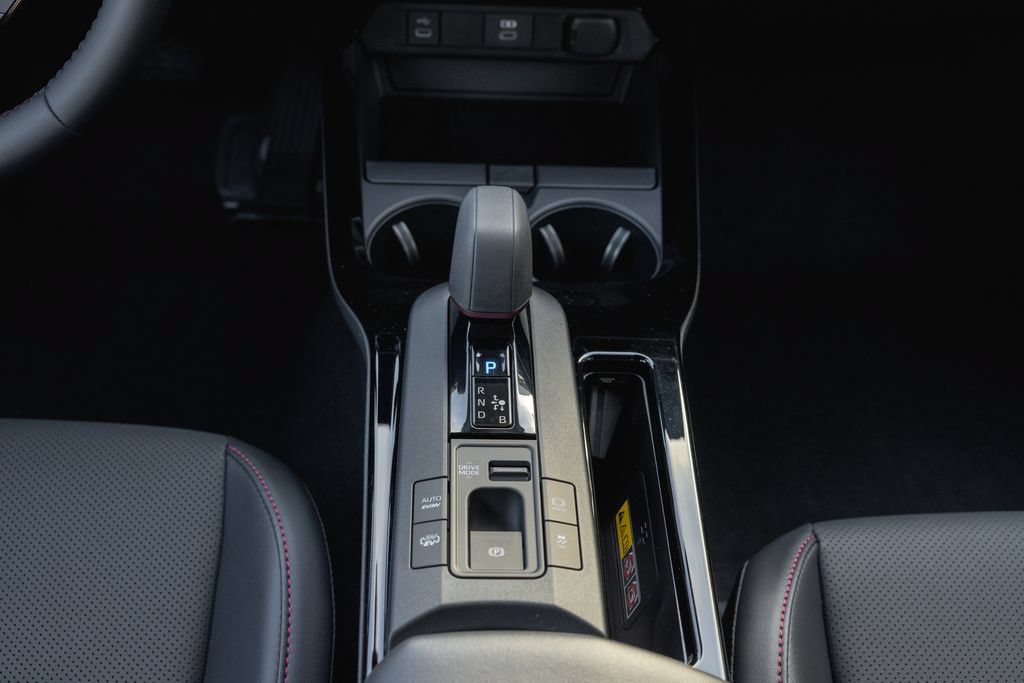 New 2026 Toyota Prius Plug-In Hybrid FWD image 12