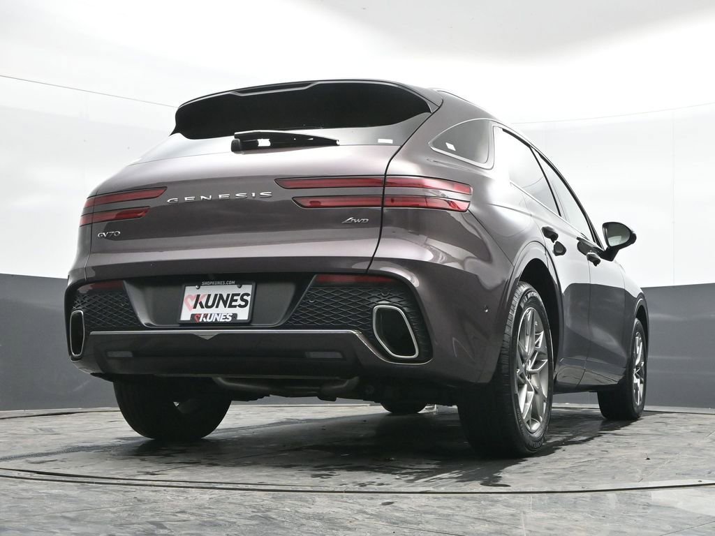 Used 2023 Genesis GV70 2.5T w/ Advanced Package image 44