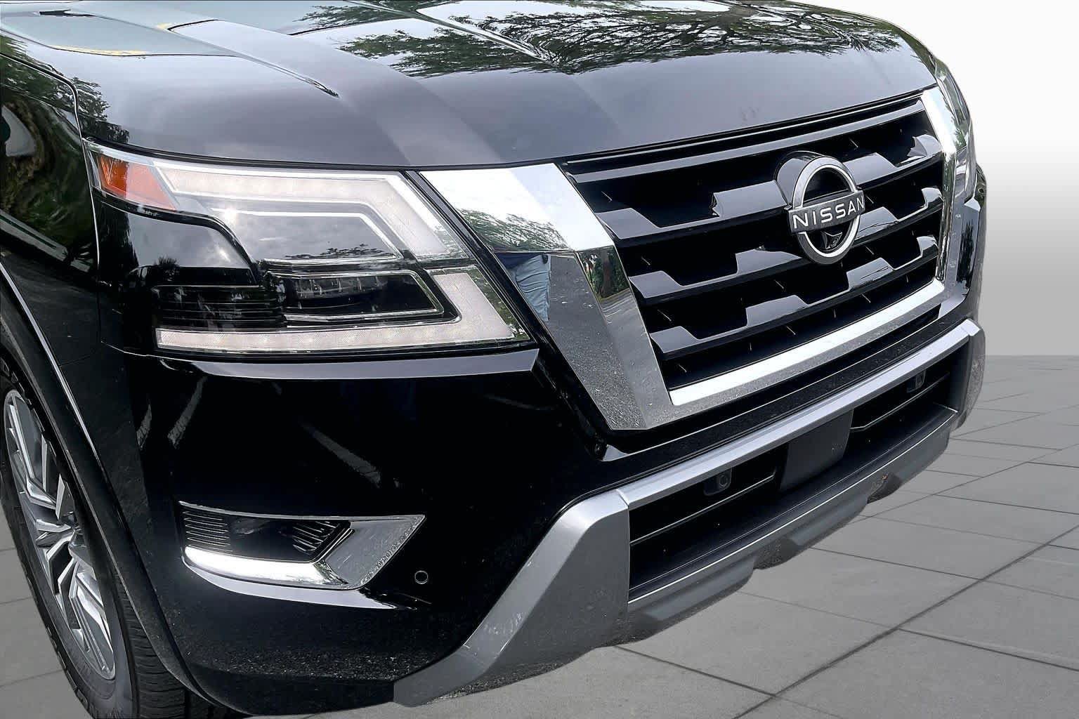 Used 2023 Nissan Armada SL w/ Captain's Chairs Package RWD image 32