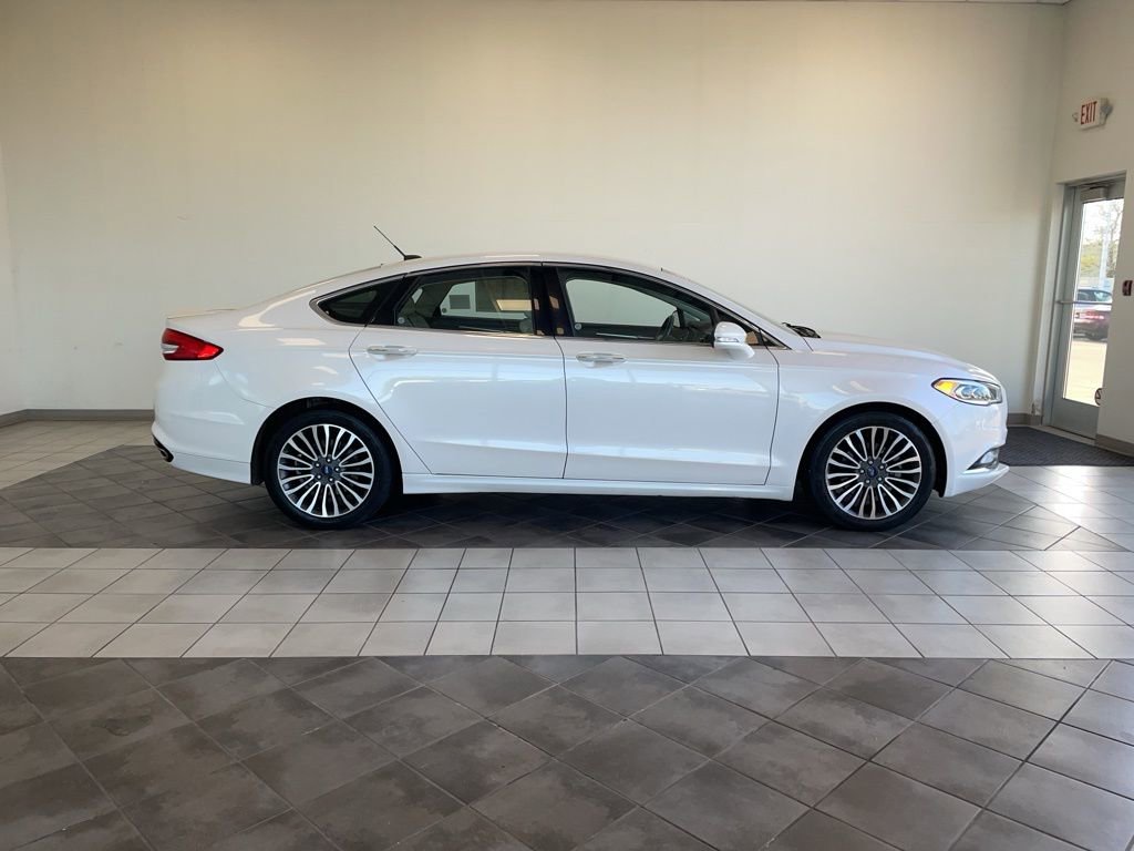 Used 2018 Ford Fusion Titanium AWD/4WD image 4