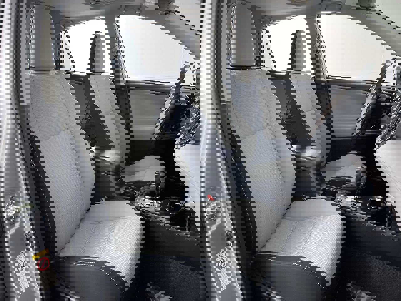 Used 2018 Toyota RAV4 XLE image 25