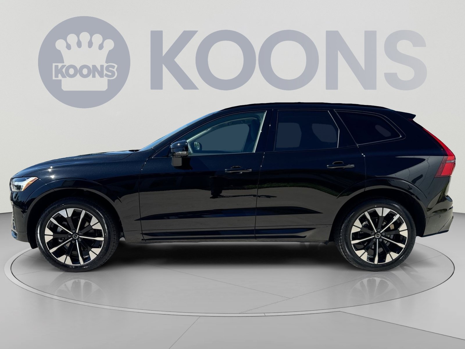 New 2026 Volvo XC60 B5 Plus w/ Protection Package Premier AWD/4WD image 2