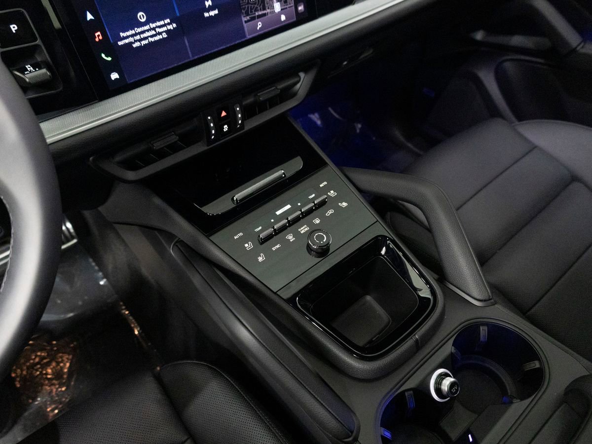 New 2026 Porsche Cayenne S AWD/4WD image 23