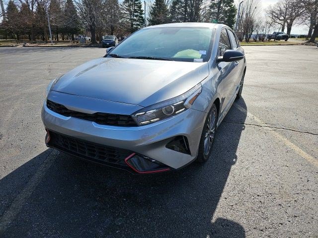Used 2023 Kia Forte GT-Line image 2