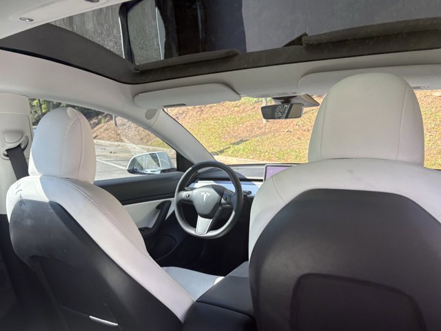 Used 2021 Tesla Model 3 Long Range AWD/4WD image 16