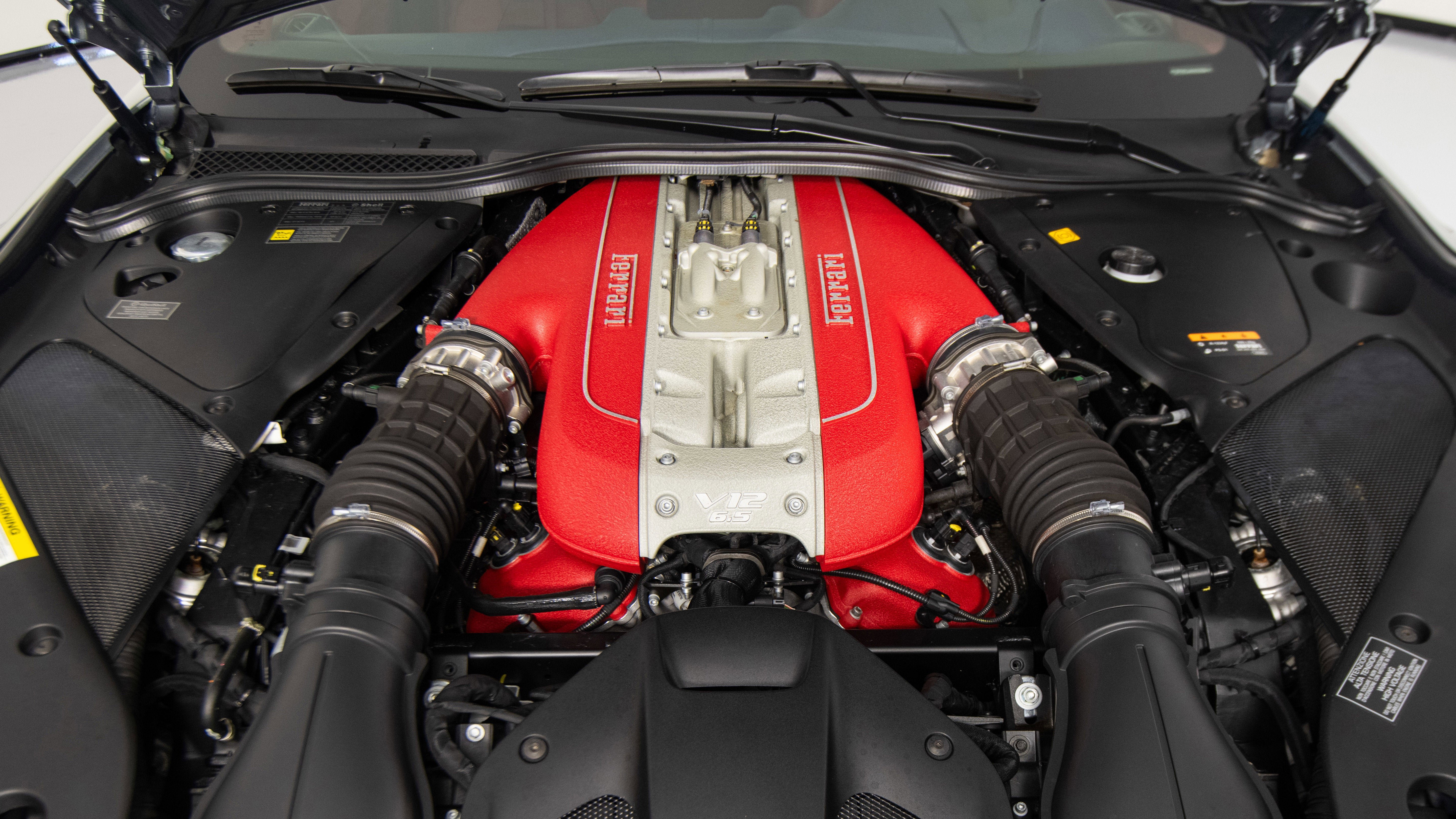 Certified 2018 Ferrari 812 Superfast RWD image 37
